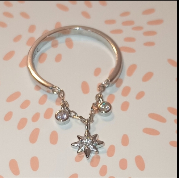 925 Sterling Silver Star Charm Ring - Picture 10 of 12